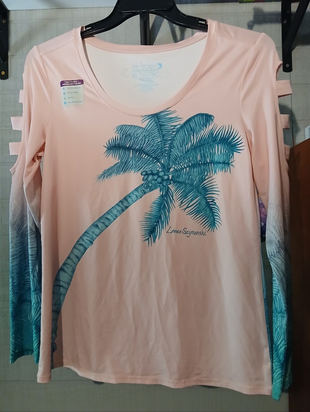Reel Legends NWT Medium Pink/Teal Palm-Print SPF 50 Performance Top. FF#449